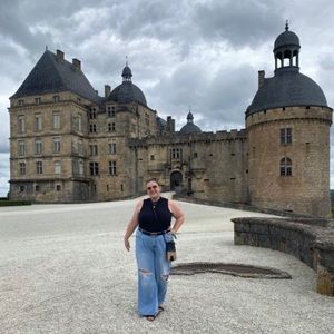 Meet your Posher, Alexis